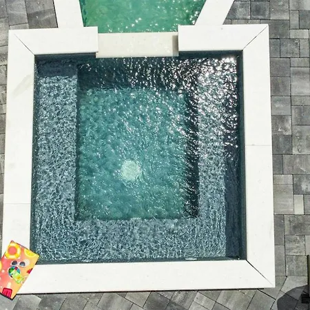빌라 In Suko An With Swimming Pool